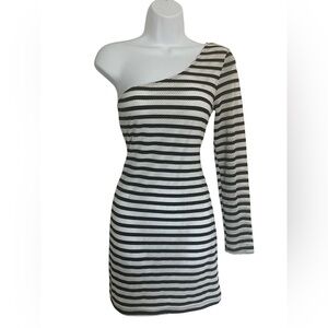 Cocolove Women’sBlack and White Striped One Armed Mini Dress. Size: L.. NWT.